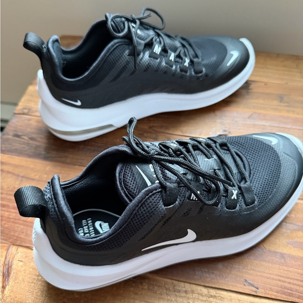 Nike Air Max Sneakers - Size 5.5 - Picture 7 of 11